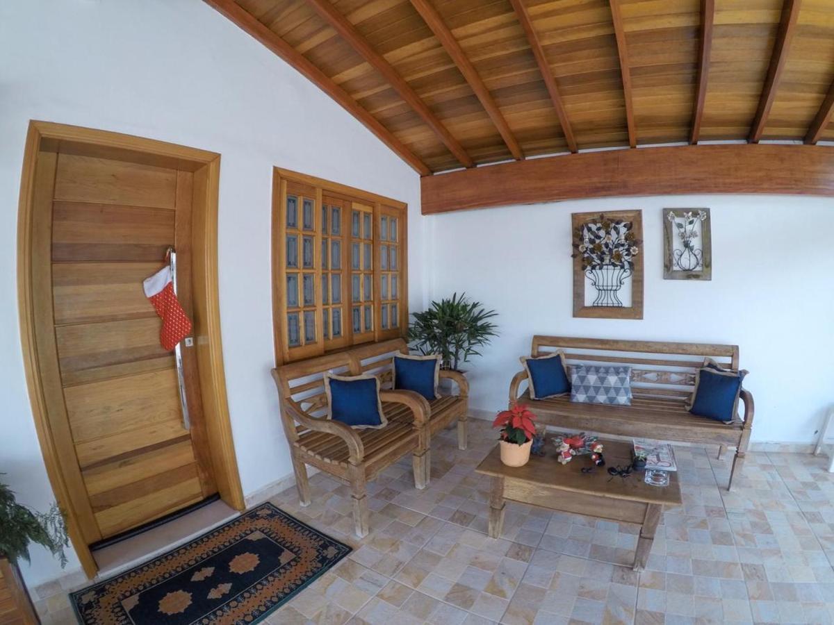 Corona Hostel Pocos de Caldas Bagian luar foto